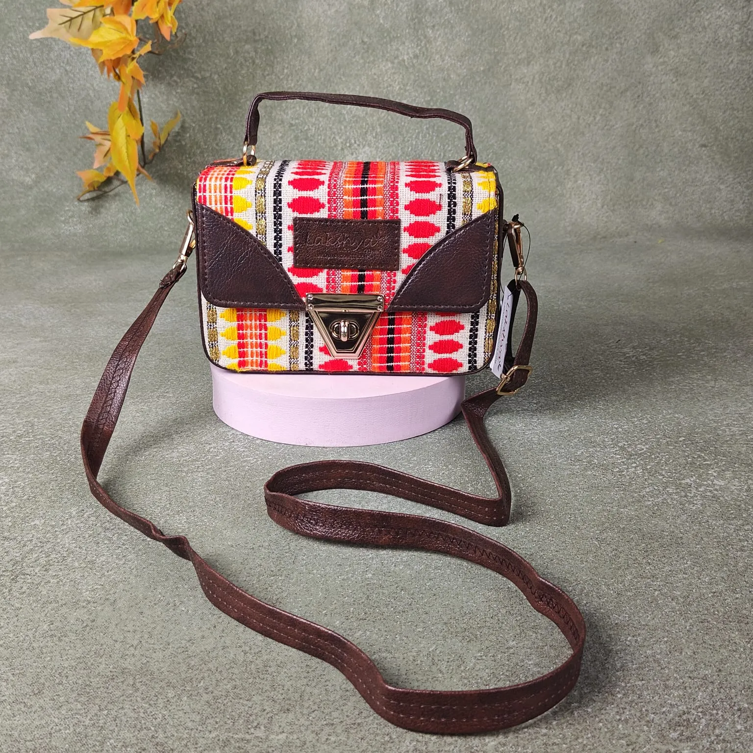 Cuboid Case Sling bags with Argyle Prints Design