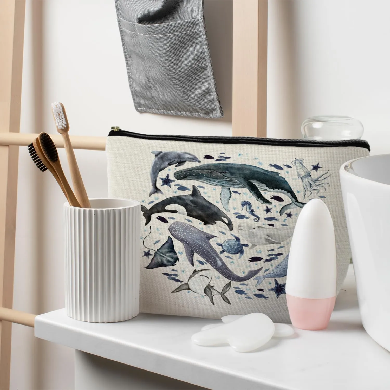 Ocean Animals Shark whale Makeup Bag, Marine Life Animals Cosmetic Bags for Women,Shark Gifts for Women
