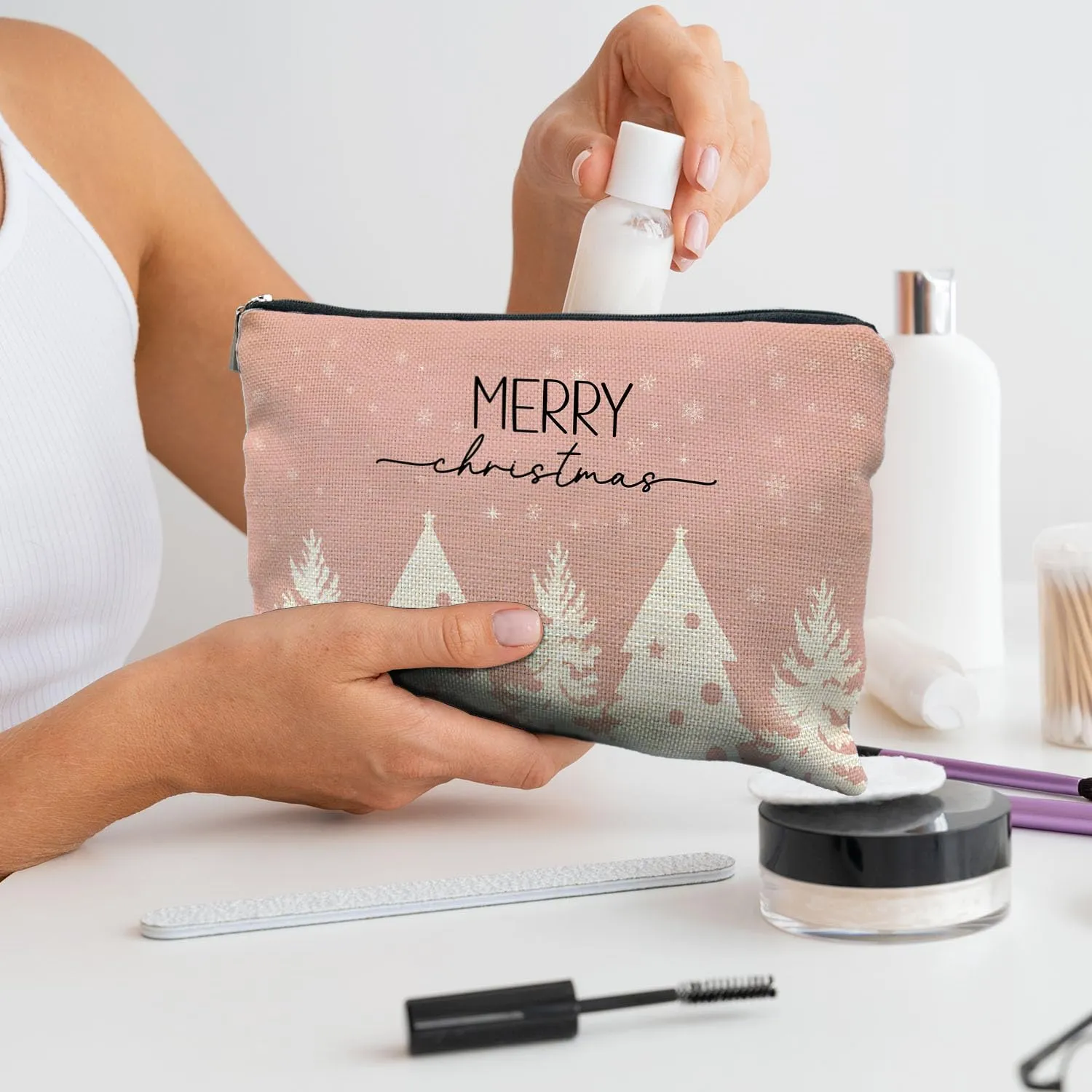 Pink Christmas Makeup Bag, Merry Christmas Let it Snow Cosmetic Bags for Women, Pink Christmas Gifts for Women Girls, Christmas Tree Zipper Pouch Makeup Pouch
