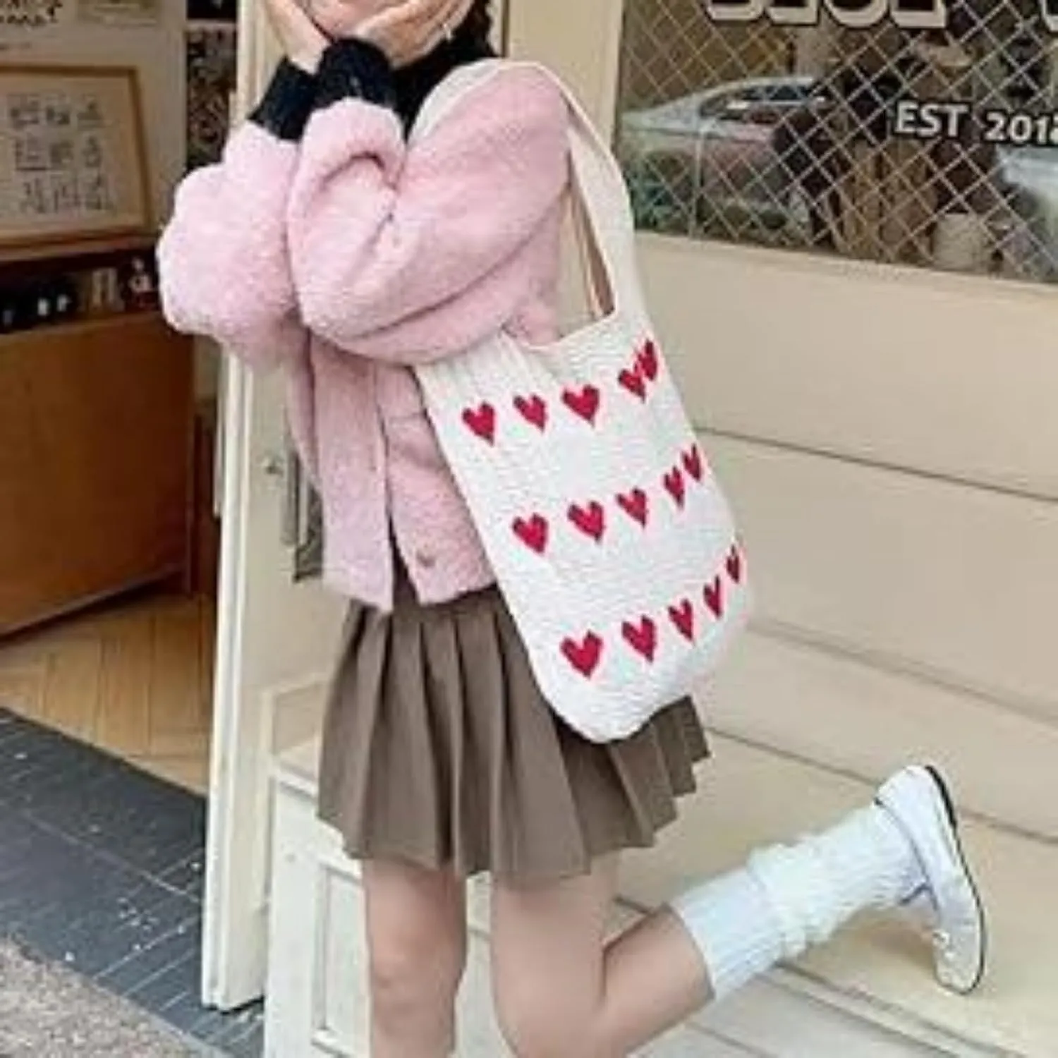 Women's Crochet Tote Bags Boho Tote Bags Heart-shaped Beach Handbags Knit Vacation Aesthetic Casual Love Hobo Bags